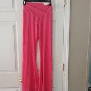 Aerie Offline Real Me Flare crossover hi-rise  bright pink leggings  Sz L NWT